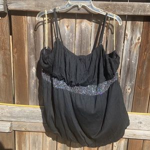 🆕Lane Bryant Sequins Top with removable straps